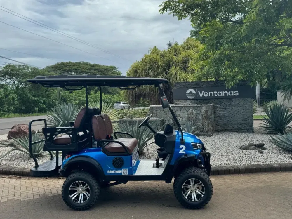 Go Grande golf cart delivered at the Las Ventanas entrance in Playa Grande